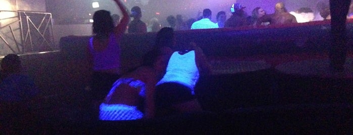 Zero Gravity is one of Under 21? Ideas for a fun night out in Chicago!.