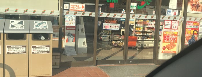 セブンイレブン たつの日飼店 is one of 兵庫県西播地方のコンビニエンスストア.