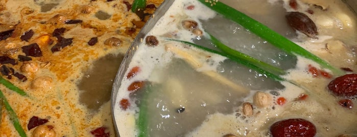 Xiao Fei Yang Restaurant is one of Steamboat.
