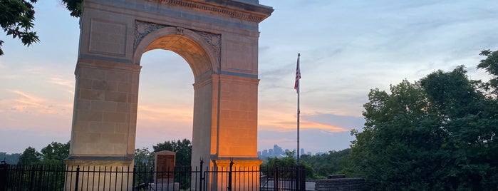 Rosedale Memorial Arch is one of My KC.