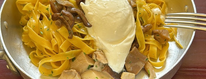 Bistrot La Pasta Ristorante is one of Italy.