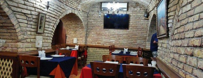 Çeşme Restaurant is one of Lugares favoritos de Ogan F..