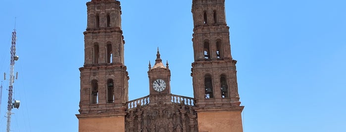 Parroquia de Nuestra Señora de los Dolores is one of Diversión.