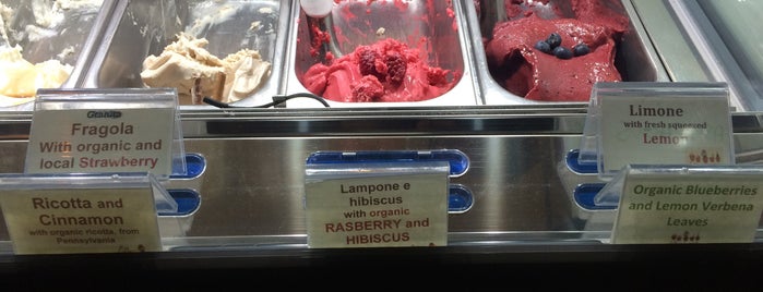 L'Albero dei gelati is one of Foodie Love in Brooklyn.