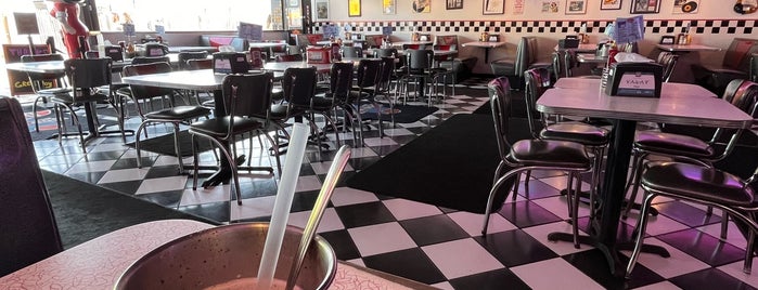 Doo Wop Diner is one of Diners I want to go.