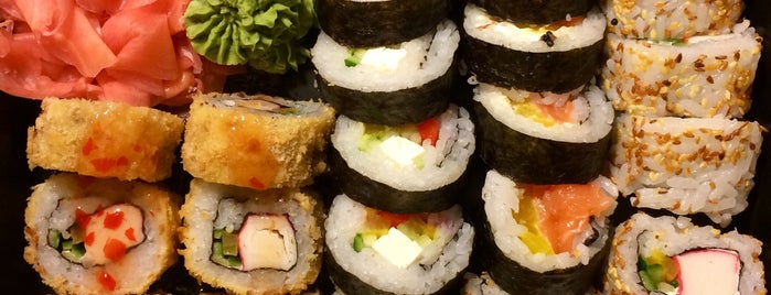 Hobu Sushi & Asian Menu is one of Food in Katowice.
