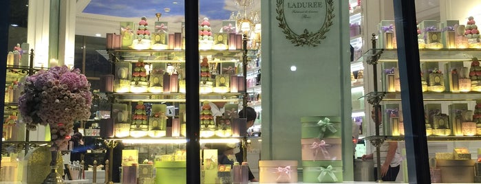 Ladurée is one of PAPJA Itirenary.