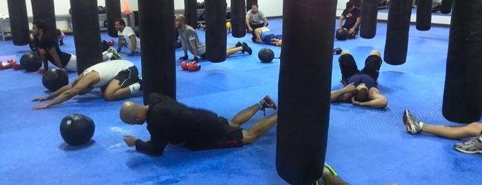 Round 10 Boxing Club is one of Fitterstronger : понравившиеся места.