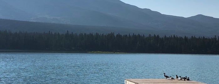 Lake Edith is one of Kanada.