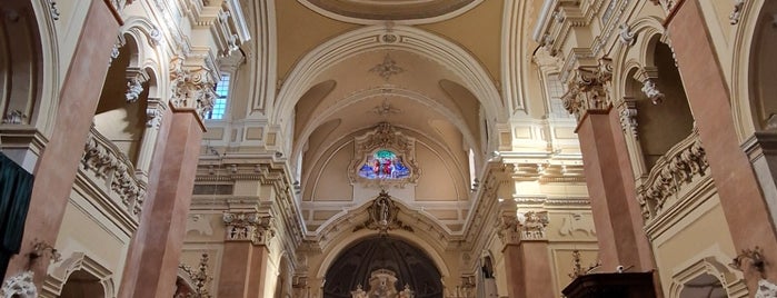 Duomo Martina Franca is one of Puglia ruspante.