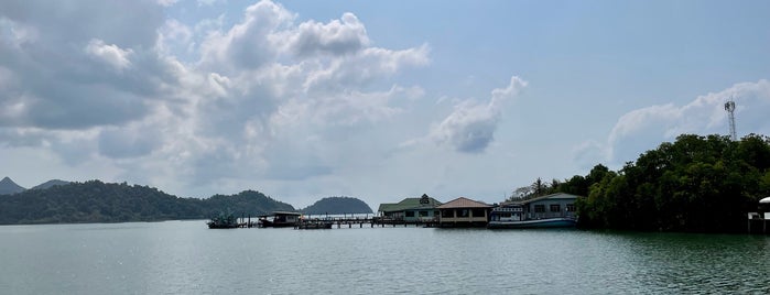 Ban Salak Petch Pier is one of ตราด, ช้าง, หมาก, กูด.