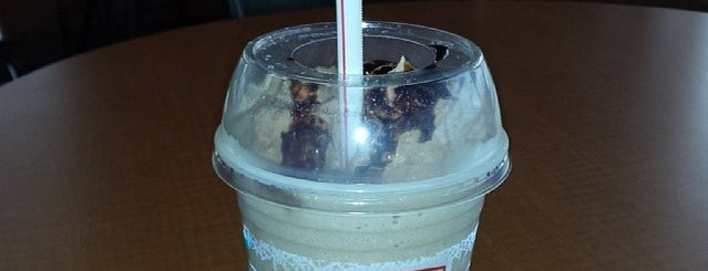 Tim Hortons is one of Amberさんのお気に入りスポット.