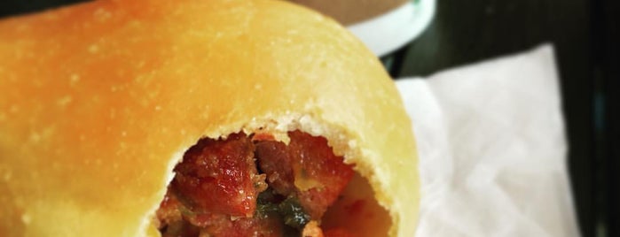 Republic Kolache @ Union Market is one of Lugares favoritos de K.