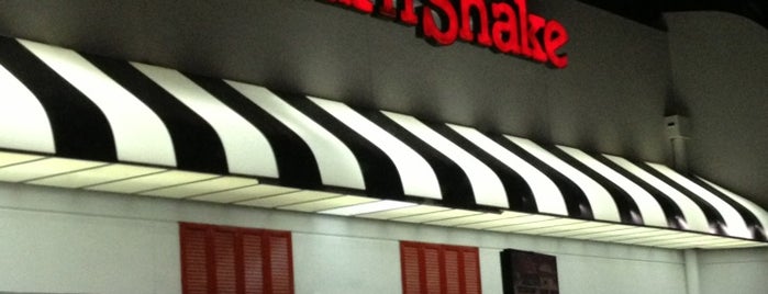 Steak 'n Shake is one of Daveさんのお気に入りスポット.