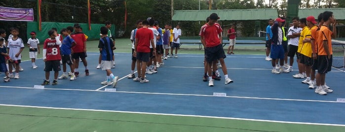 Lapangan tenis PELTI kota PEKANBARU is one of favorite sport.