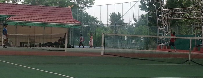 Tennis Court - Gubernuran is one of favorite sport.