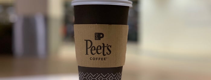 Peet's Coffee is one of Brett : понравившиеся места.
