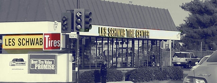 Les Schwab Tire Center is one of Auto repair.