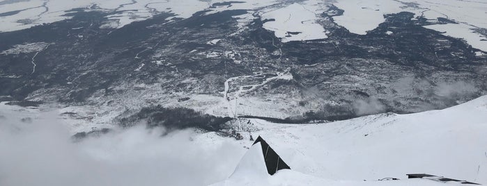 Lomnický štít (2634 m n. m.) is one of Slovak.