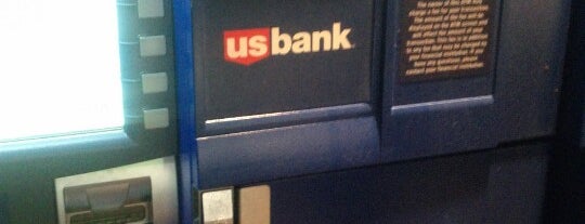 U.S. Bank is one of Lugares favoritos de Jodi.
