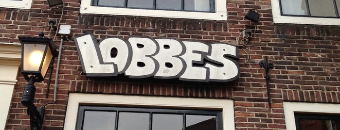 Café Lobbes is one of Lugares favoritos de Enrique.