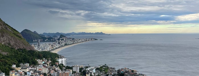 Mirante do Arvrão is one of Rio de Janeiro.