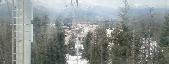 Whistler Village Gondola is one of Arthur's Favorite Ski Resorts and Ski lifts.