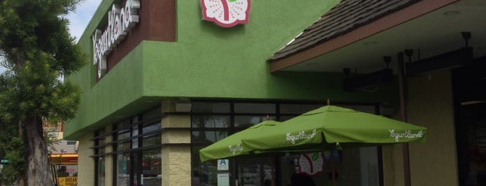Yogurtland is one of Mikeさんのお気に入りスポット.