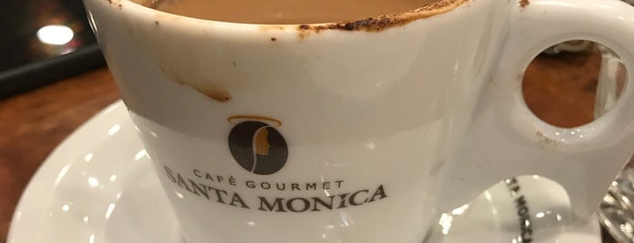 Café Gourmet Santa Monica is one of สถานที่ที่ Isabella ถูกใจ.