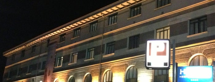 Hotel Hesperia Zubialde is one of Diego'nun Beğendiği Mekanlar.