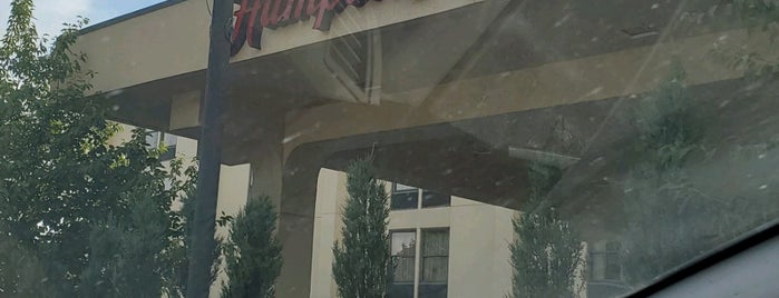 Hampton Inn by Hilton is one of Carol : понравившиеся места.