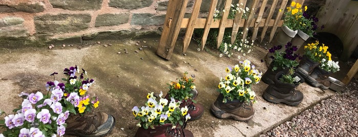 The Bakers' Table is one of Brecon Beacons.