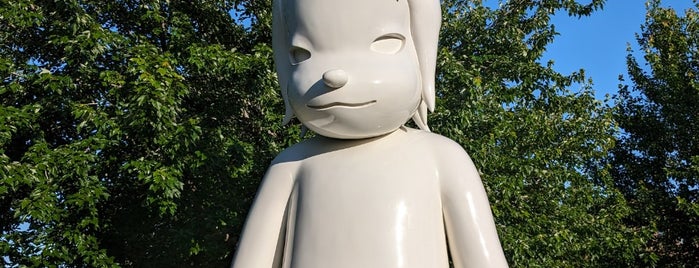Pappajohn Sculpture Park is one of West Des Moines.