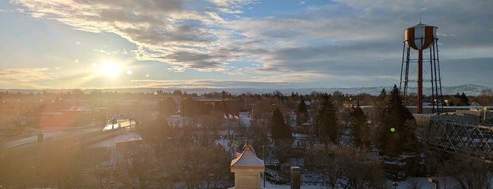 Residence Inn is one of Lieux qui ont plu à ǝʌǝʇs .