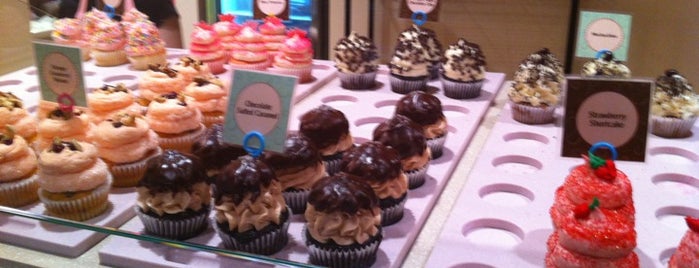 Gigi's Cupcakes is one of Favorite Places.