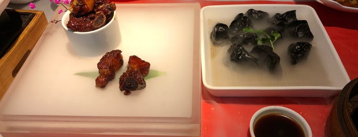 御乐堂 is one of Hang Zhou Eats 杭州美食.