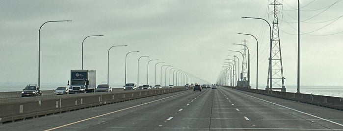 San Mateo-Hayward Bridge is one of Meteさんのお気に入りスポット.