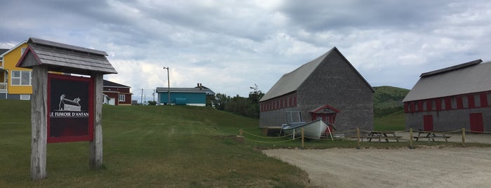 Le Fumoir D'Antan is one of CAN - Îles de la Madeleine, QC.