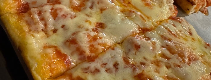 Pizza Perfect is one of 500 Things to Eat & Where - Mid Atlantic.