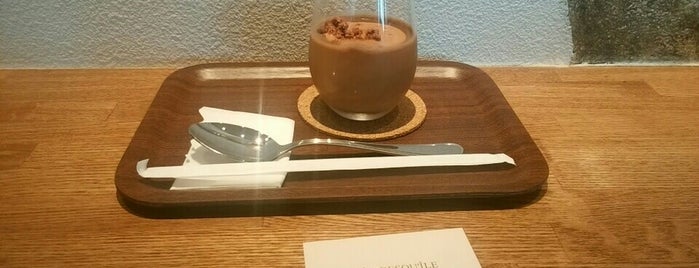 プレスキルショコラトリー is one of Chocolate Shops@Tokyo.