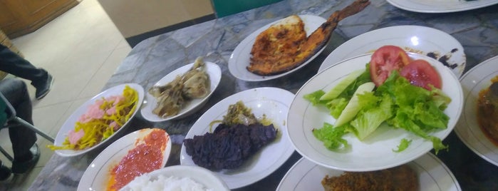 RM. Simpang Raya is one of Favorite Kuliner.