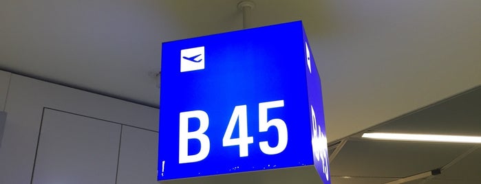 Gate B45 is one of Flughafen Frankfurt am Main (FRA) Terminal 1.