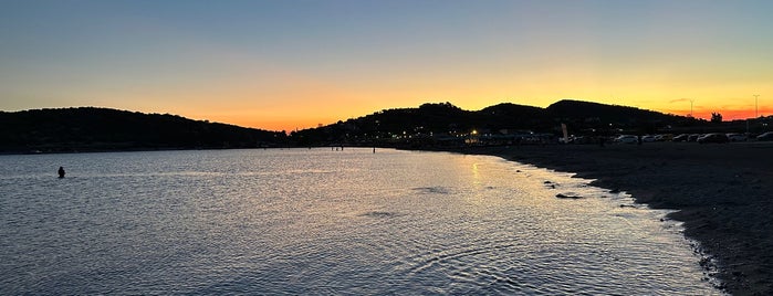 Castus Beach Bar is one of Athens south coast.