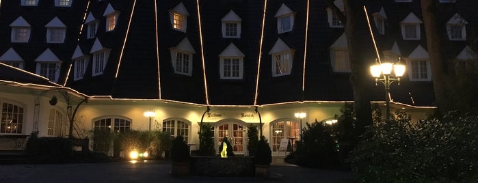 Hotel Waldhaus Reinbek is one of Posti che sono piaciuti a Thorsten.