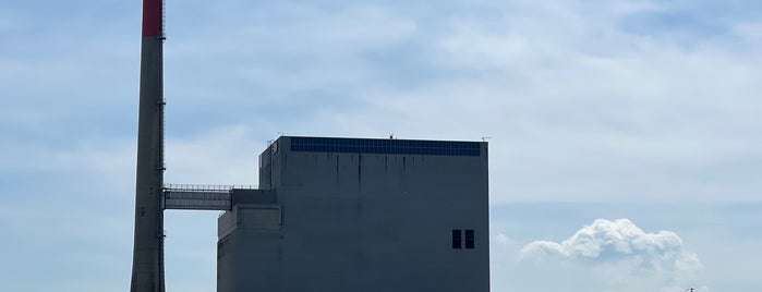 Atomkraftwerk Zwentendorf is one of Sight-seeing.