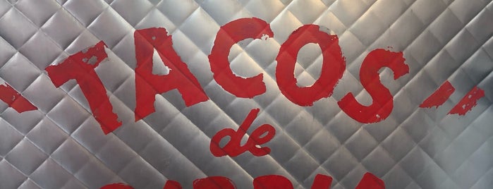 Tacos El Poblano is one of Fuera mexico.