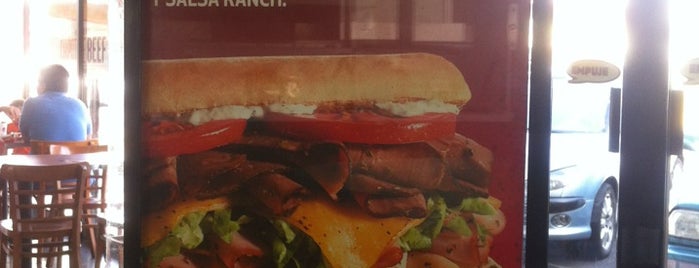 Quiznos is one of Diego'nun Beğendiği Mekanlar.