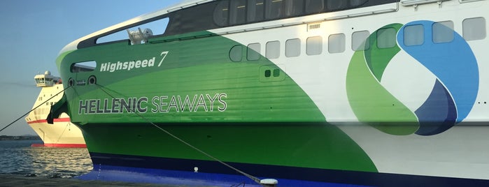 High Speed 7 - Cosmote Boat is one of JulienFさんのお気に入りスポット.