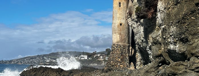 Pirate Tower is one of Ye Olde Roadside Attractions.