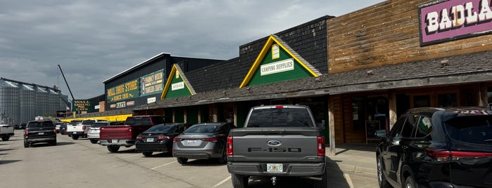 Wall Drug is one of usa roadtrip.